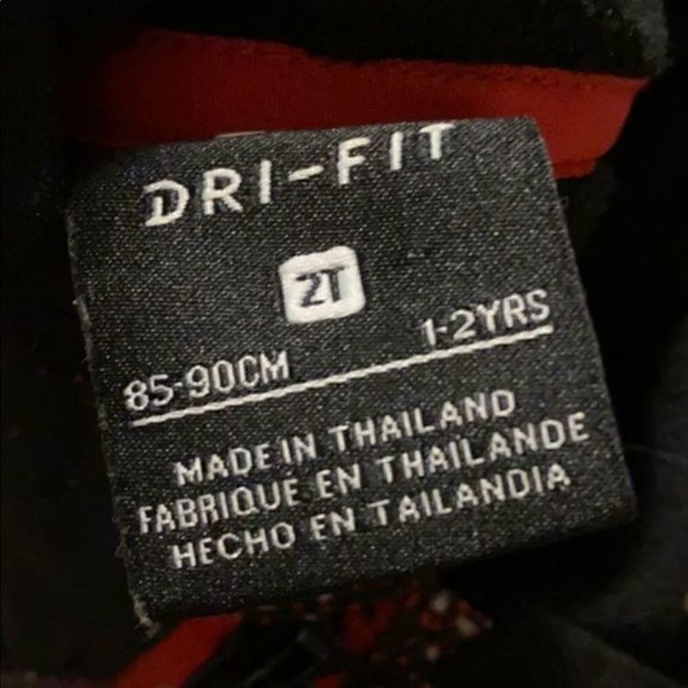 Nike dri-fit hoodie size 2T​​ - Picture 6 of 6